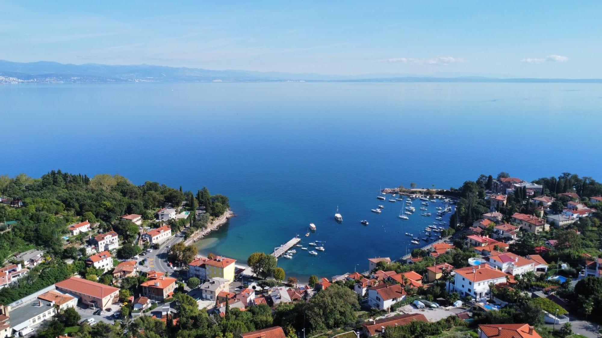 Grand Pool Apartment Ika-Opatija Exteriér fotografie